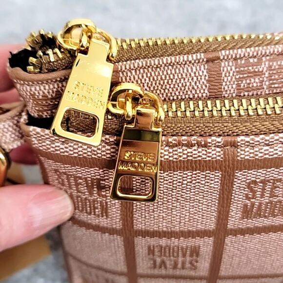 Steve Madden Women's Clutch Purse w/ Removeable Strap 💥NWT🥳 - Picture 5 of 7